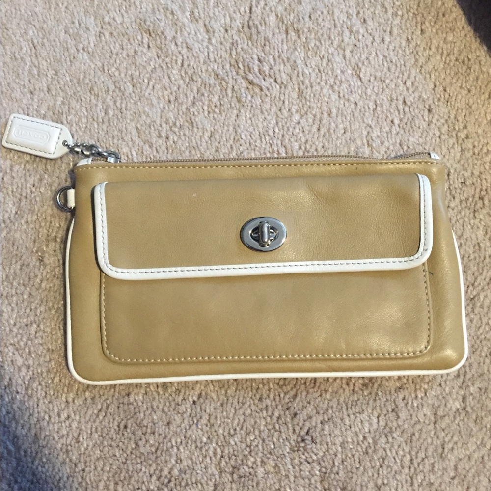Coach wallet